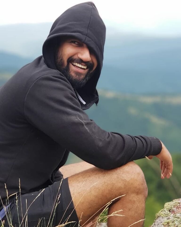Vicky Kaushal used to enjoy the rain in his childhood, shared the experience