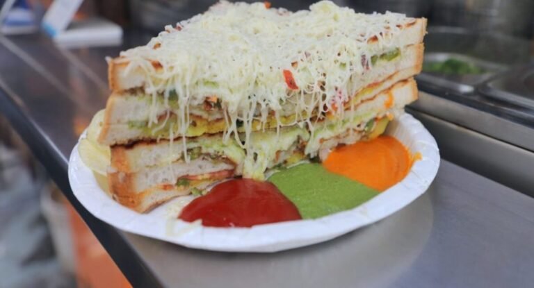Are You A Bread Lover? WoW Sandwiches In South Extension Serve More Than 20 Types Of Sandwiches!