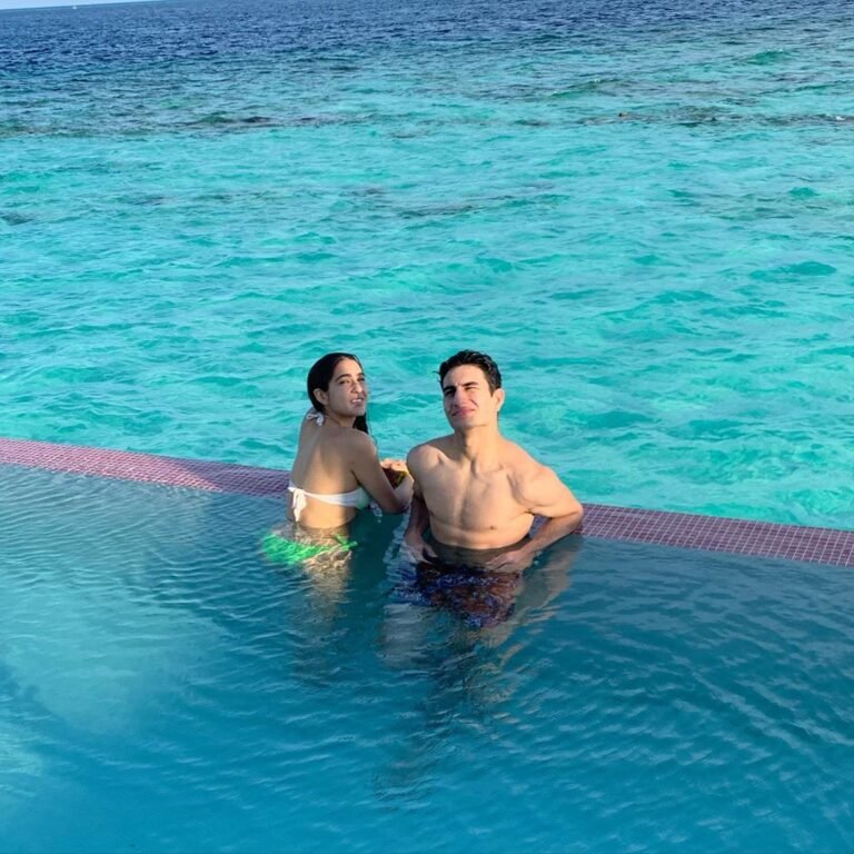 Mastrabhara is missing Ibrahim Ali Khan this time, share throwback photos