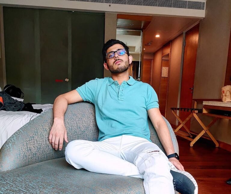 CarryMinati Gets Emotional As He Posts First Video After YouTube Vs TikTok Controversy; Gets 23 Million Views In Less Than 24 Hours!