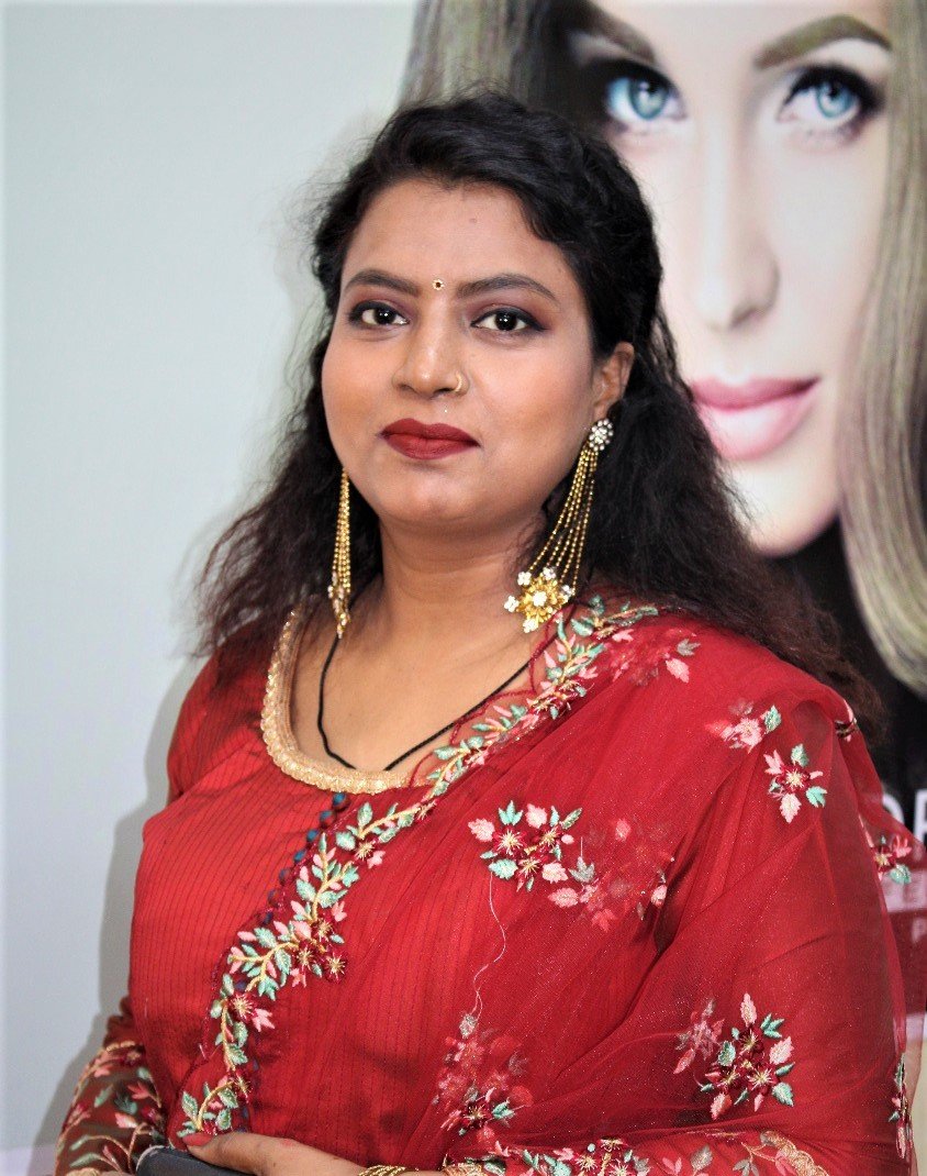 Anyone Can Be Beautiful at The Glamour Salon