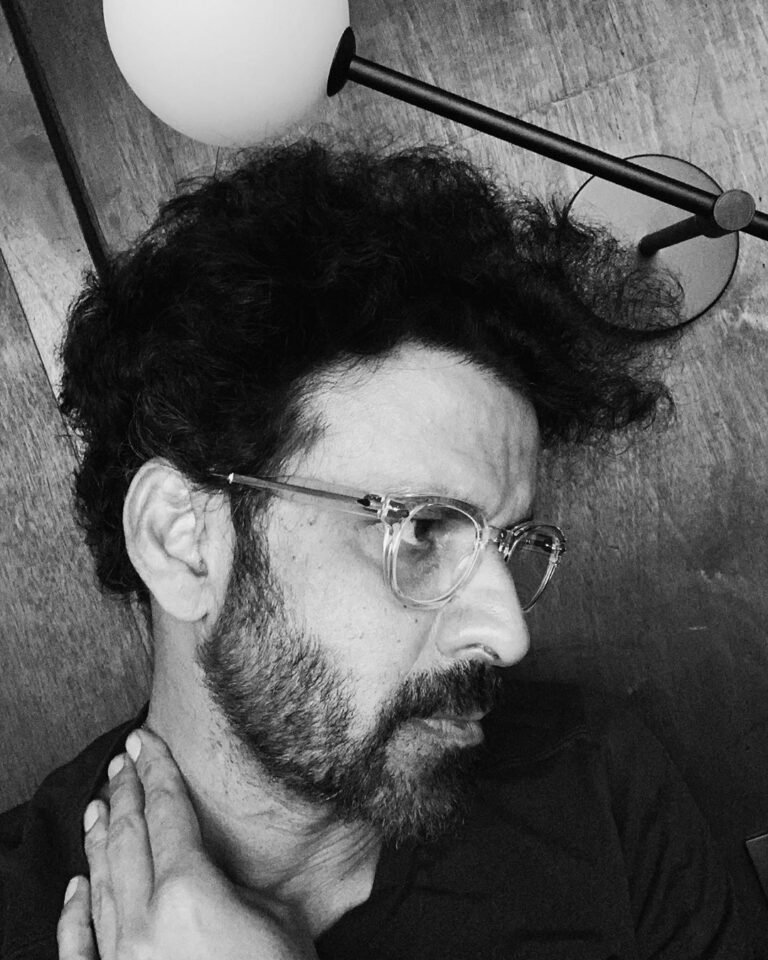 Friends used to sleep next to me because of the thought of suicide: Manoj Vajpayee