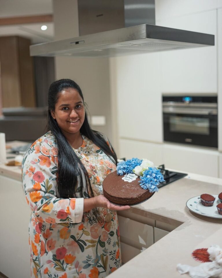 Salman's sister made cake for father-in-law, Aayush said - difficult to stay on diet