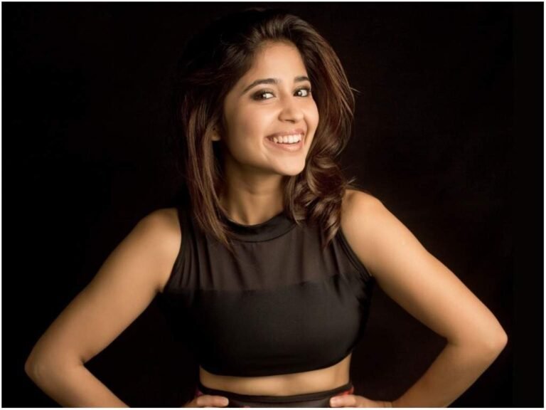 Shweta arrives to dub Mirzapur 2 after playing on her life