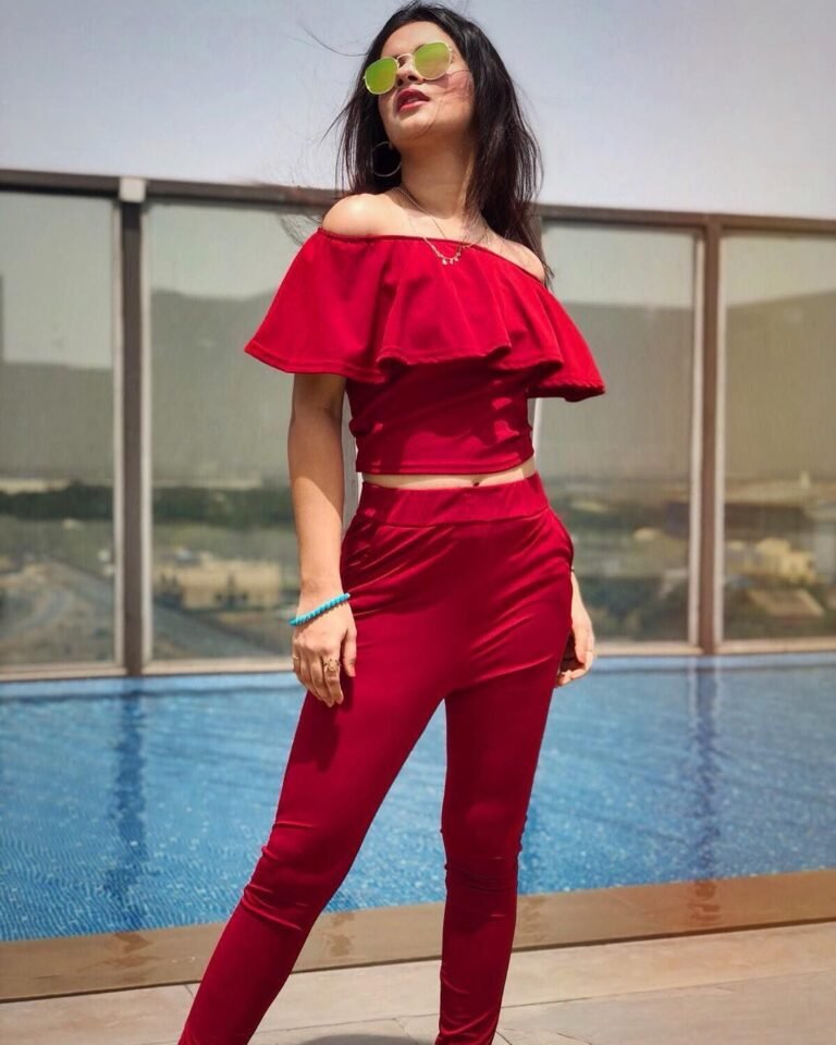 Aladdin fame actress Avneet Kaur left the show, wrote emotional goodbye note