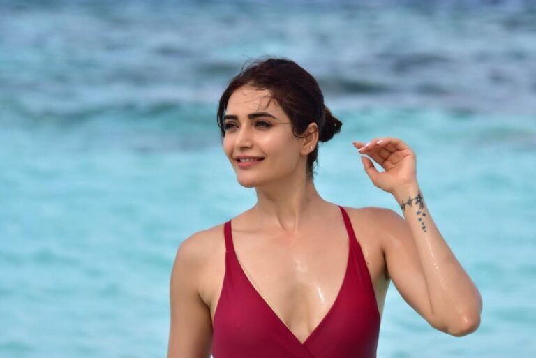 Karishma Tanna became the winner of Khatron Ke Khiladi season 10
