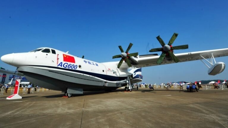The trick of a Chinese aircraft operating by water was caught!