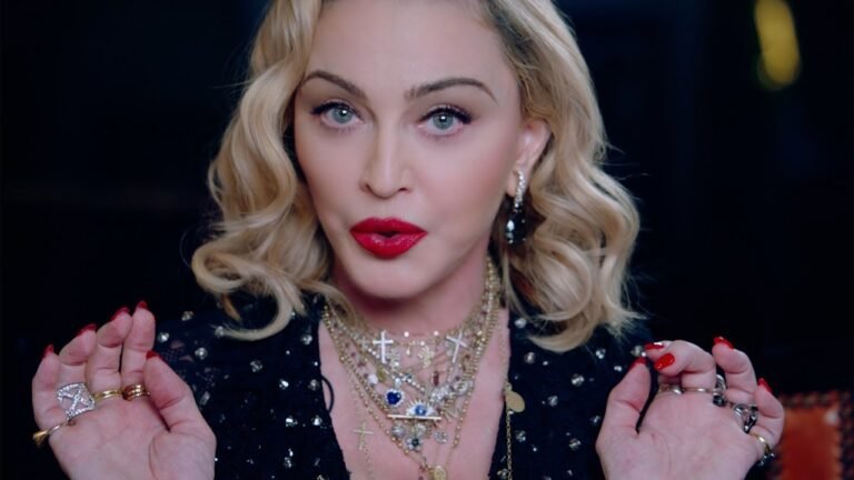 Madonna seen on Baisakhi after surgery, topless photo of share
