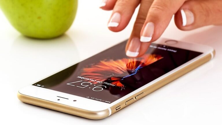 First Elyments app launched in India, will challenge Facebook, Whatsapp and Instagram.