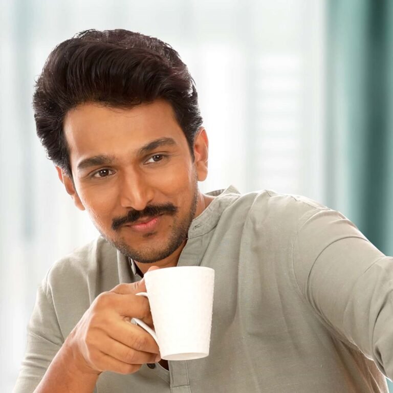 Reel Life Harshad Mehta aka Prateek Gandhi