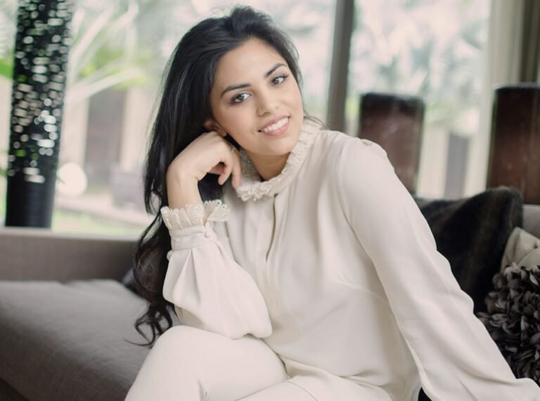 Deepanjali Dalmia made lives of indian girls and ladies more hygienic and comfortable