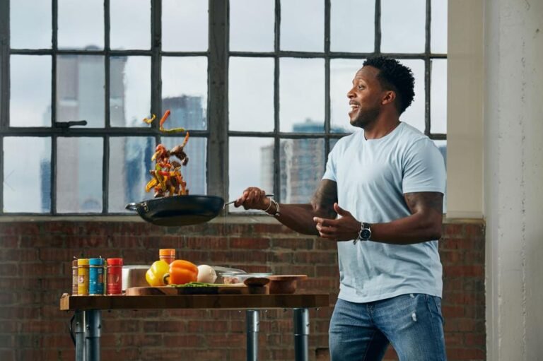 Kevin Curry - Scene Changing Fitness Entrepreneur