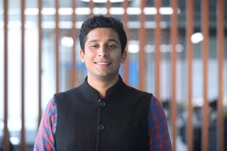 Empowering Indian small scale business community by providing them an online platform- Meesho, Vidit Aatrey