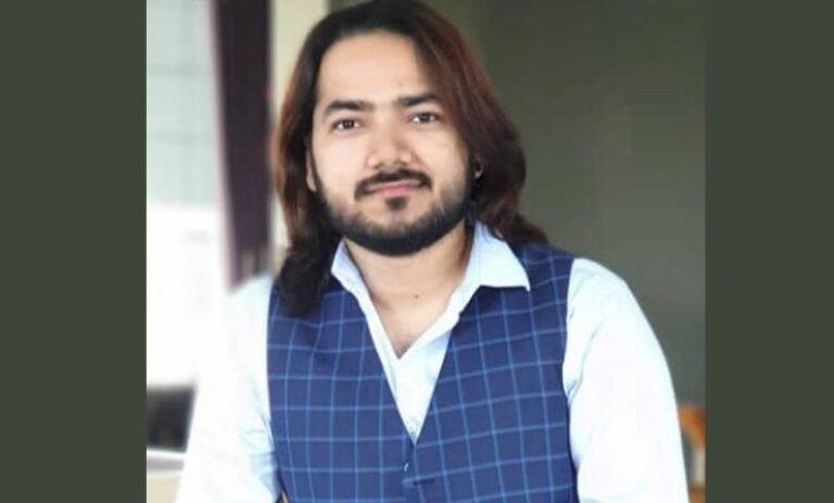 A Budding Entrepreneur who is looking for a change with Bharatm, Neeraj Singh Bisht