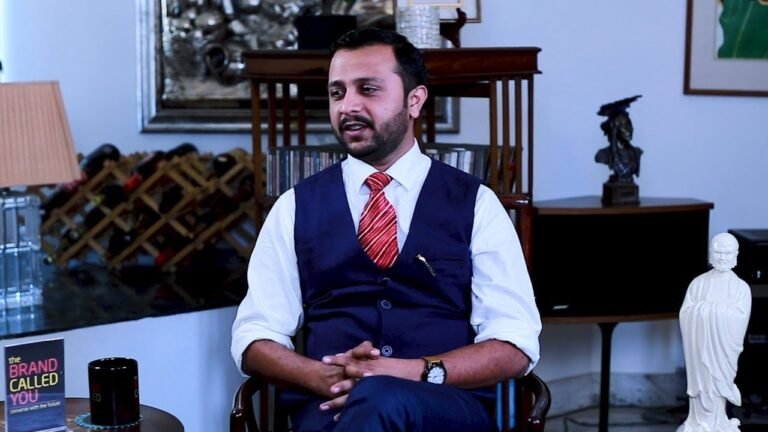 Founder of The SMART Taxi, Dhruvam Thaker