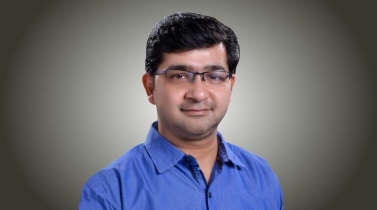 Sumit Agarwal Making Easy To Manage Business By Vyapar App