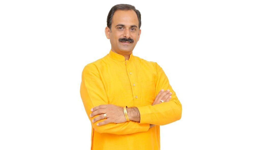 Acharya Manish Reviving Ayurveda’s Holistic Healing in Modern Times ...