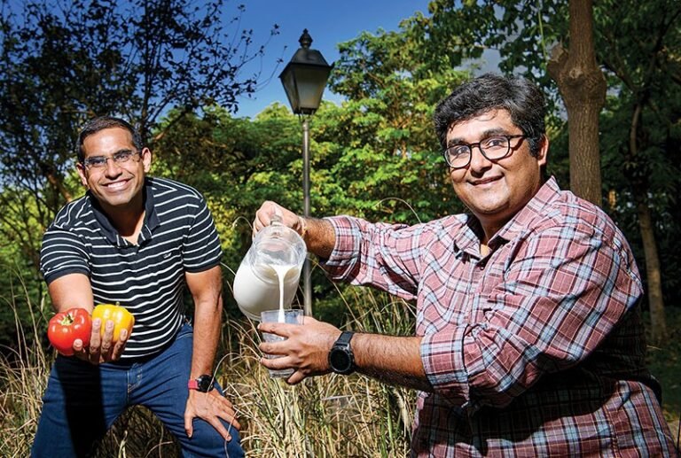 Chakradhar Gade and Nitin Kaushal: Revolutionizing Milk Delivery with Country Delight