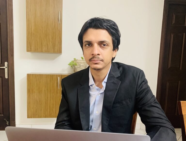 Mitron's Pioneer: Shivank Agarwal's Vision for Mobile-First Social Media Revolution