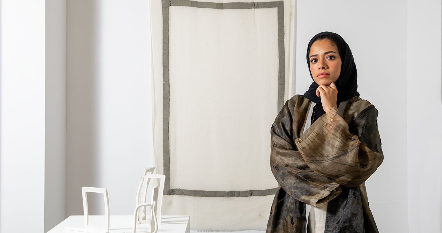 Afra Al Dhaheri: Sculpting Time and Change through Art