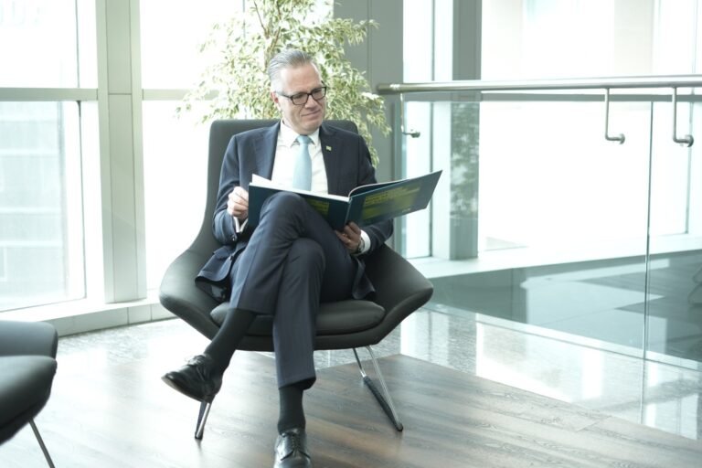 The CEO Who Thought Big and Delivered Bigger: Bernd van Linder’s Story