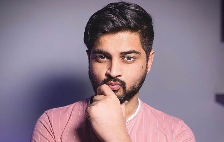 Mohit Balani Is Making Tech Content Simple and Accessible in Hindi