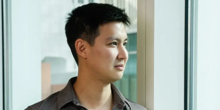 Brian Zhan Is Bringing “Nerdy Investing” to the AI Frontier
